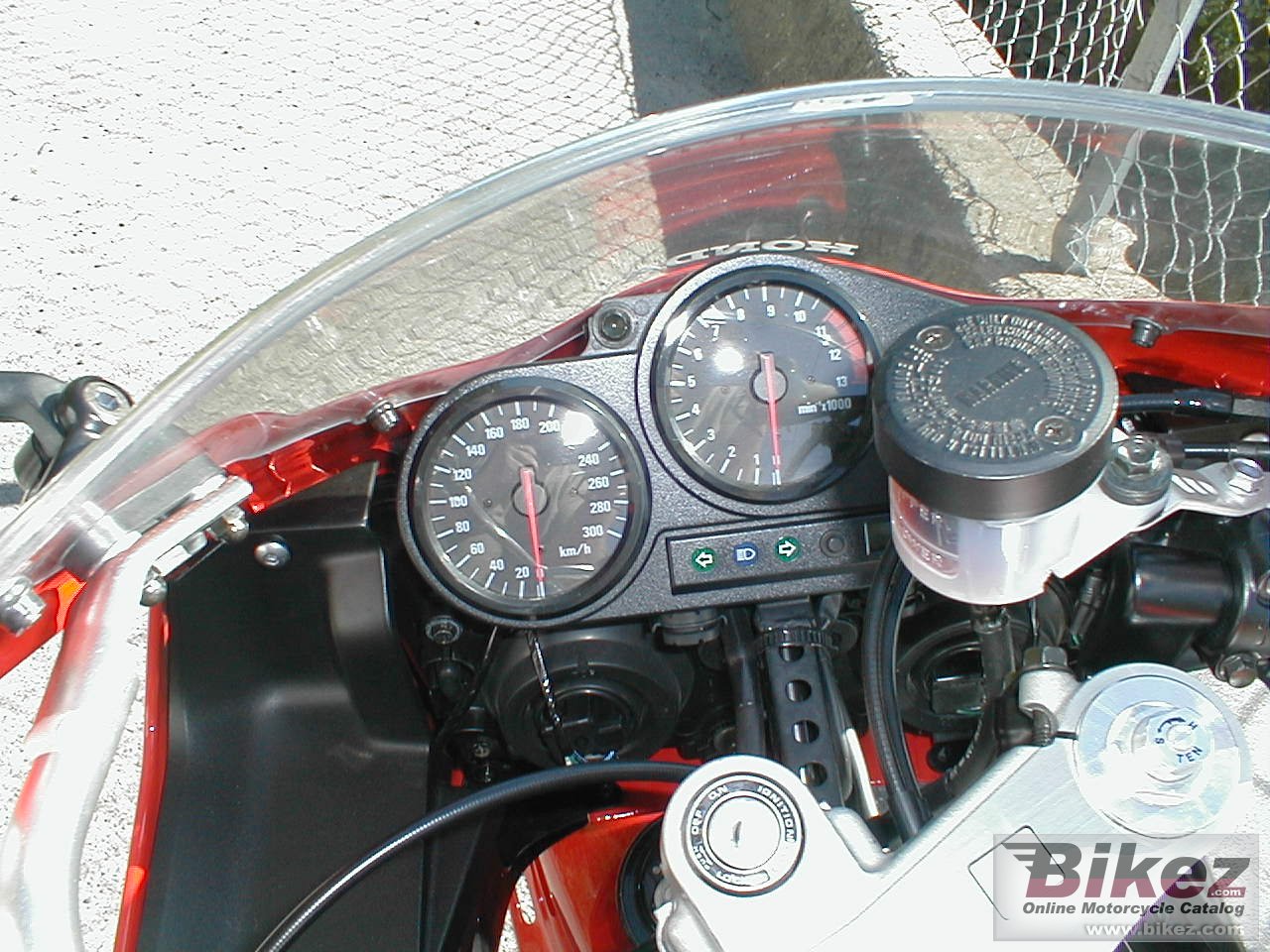 Thumbnail for Honda CBR 900 RR 1999