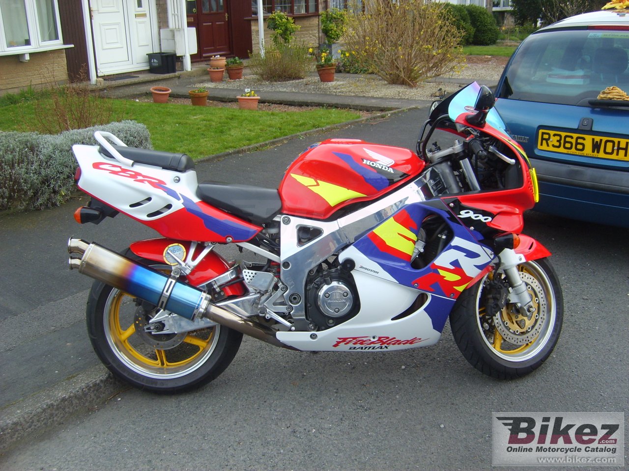 Honda CBR 900 RR Fireblade