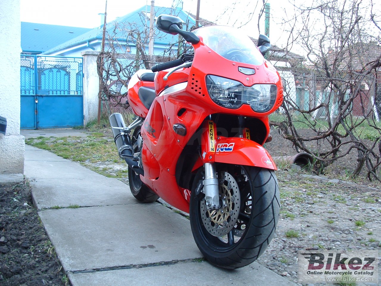 Thumbnail for Honda CBR 900 RR Fireblade 1997