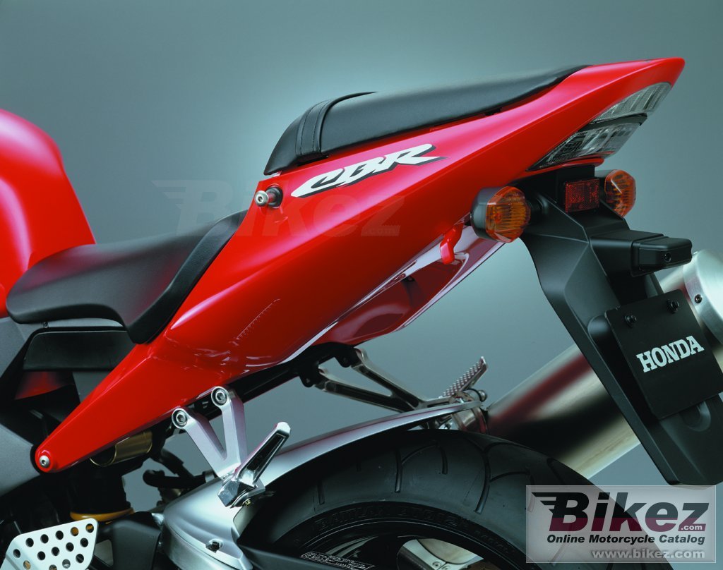 Thumbnail for Honda CBR 954 RR 2002