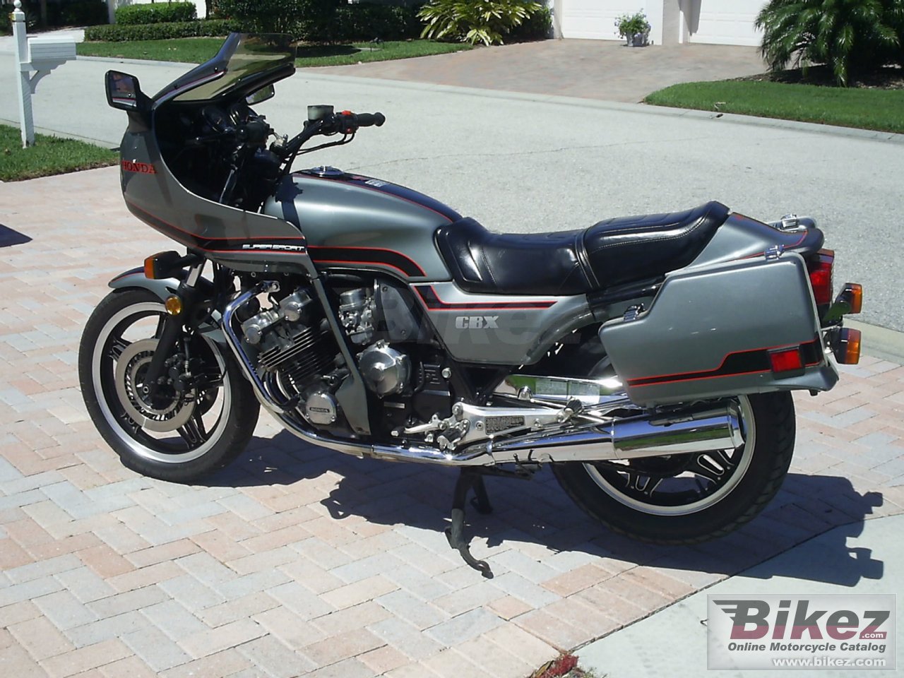 Thumbnail for Honda CBX 1981