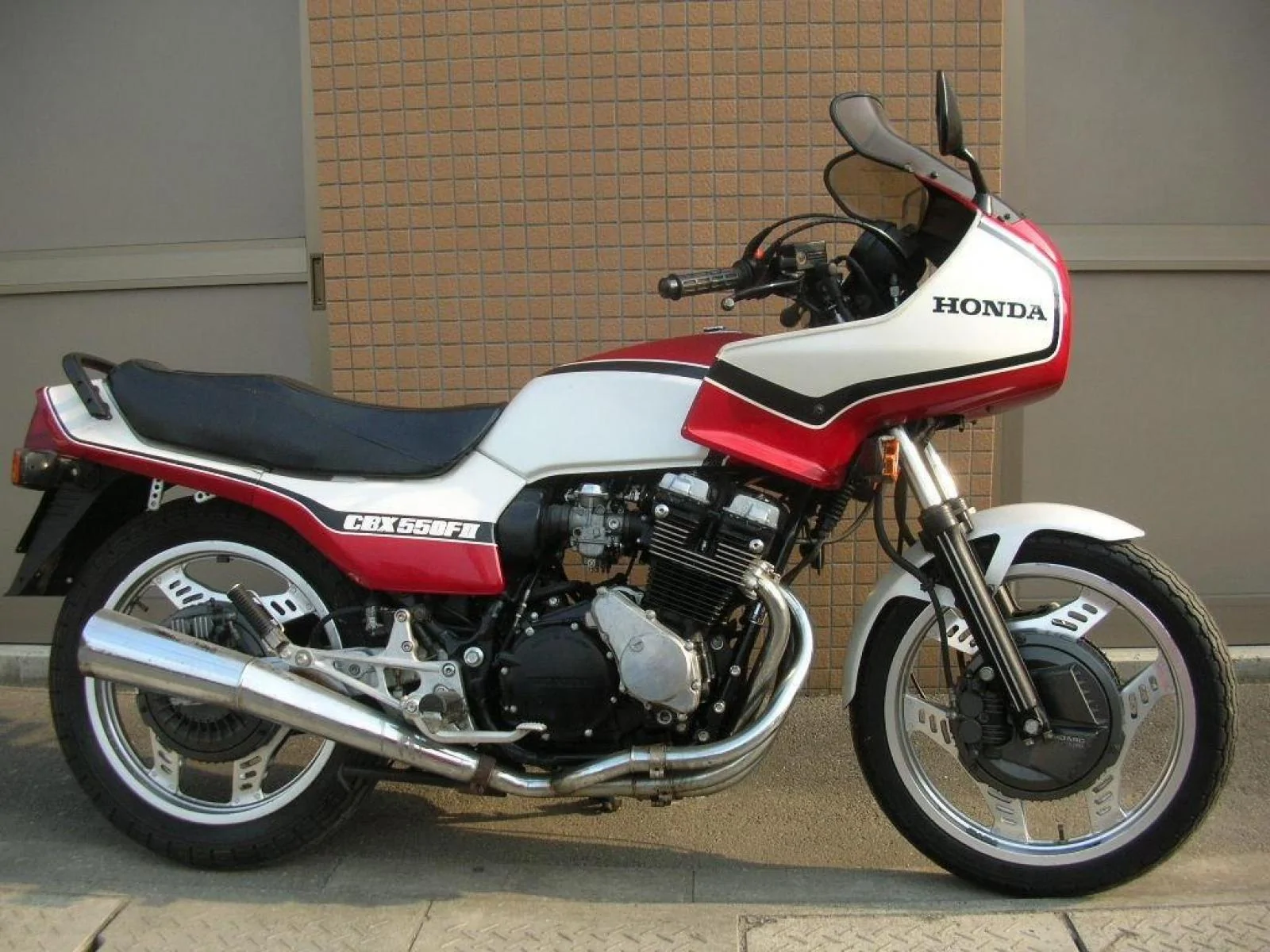 Honda CBX 550 F