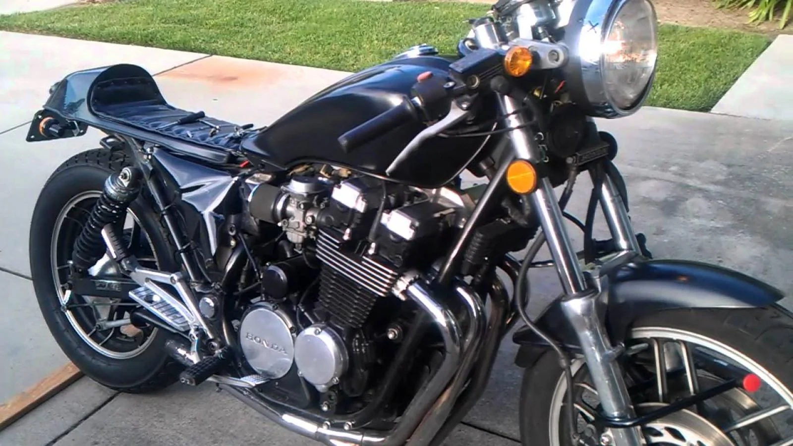 Thumbnail for Honda CBX 650 E Nighthawk 1985