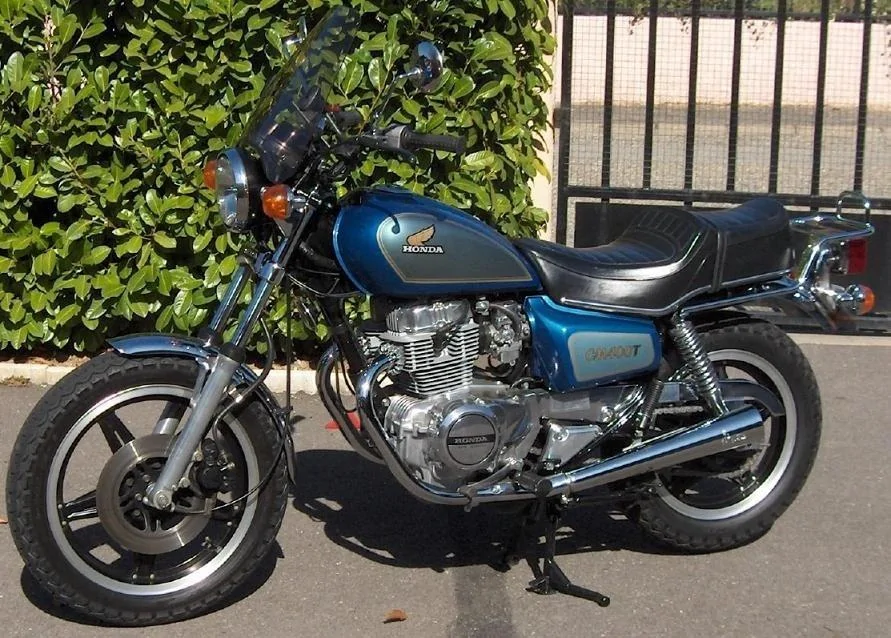 Thumbnail for Honda CM 400 T 1982