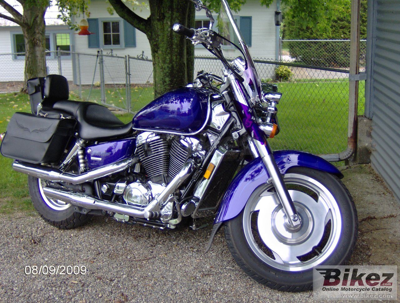 Thumbnail for Honda Shadow Sabre 2004