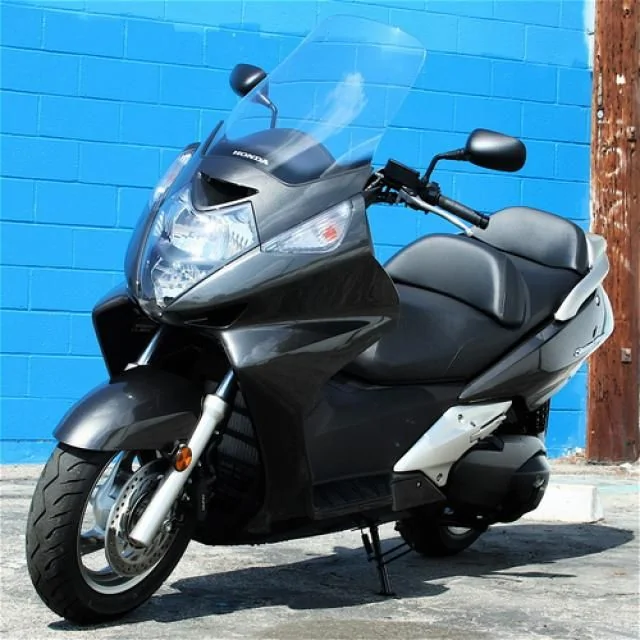 Thumbnail for Honda SilverWing 400 2008