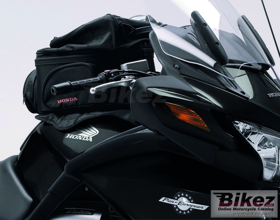 Thumbnail for Honda ST1300 Pan European 2009