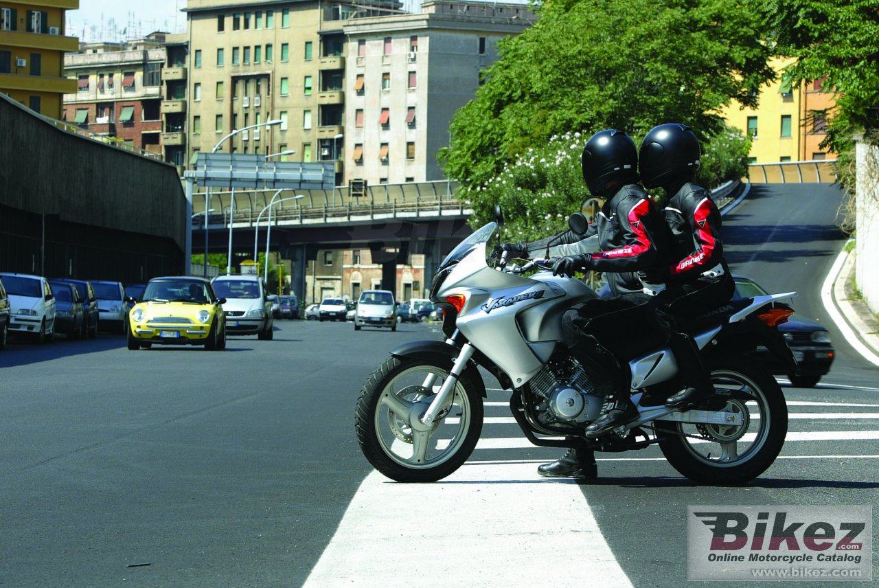 Thumbnail for Honda Varadero 125 2006