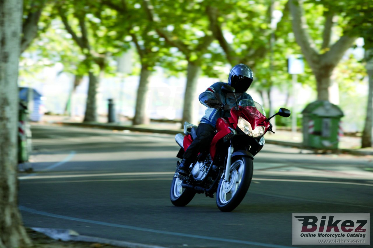 Thumbnail for Honda Varadero 125 2011