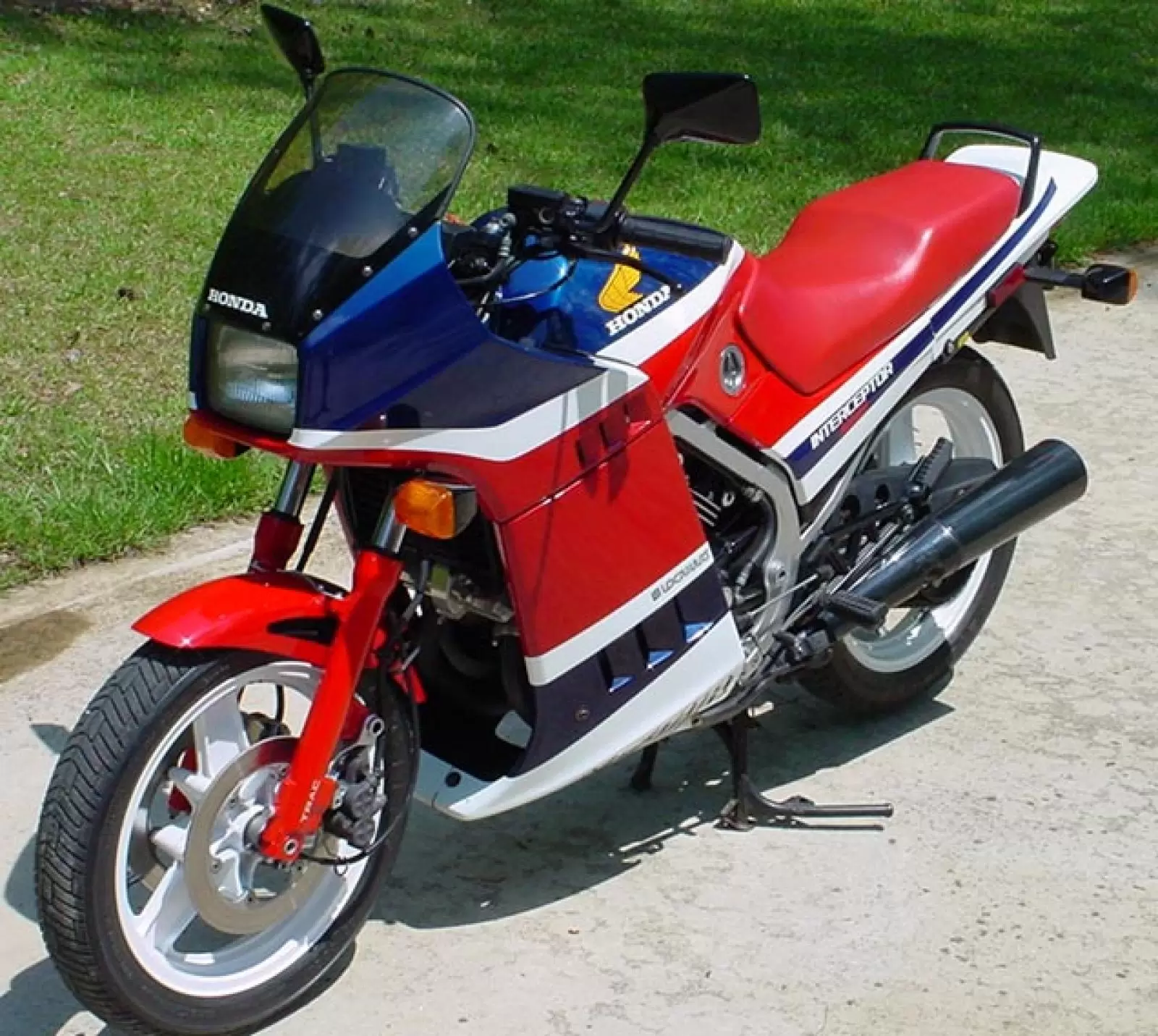 Honda VF 500 F