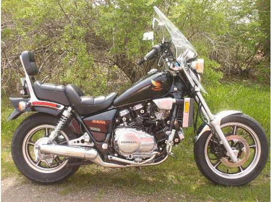 Thumbnail for Honda VF 700 C Magna 1986