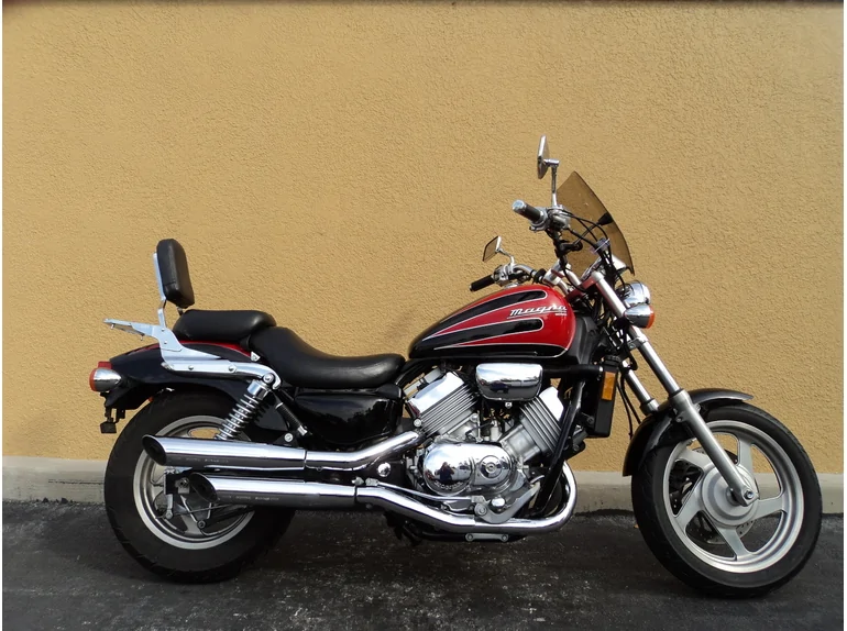 Thumbnail for Honda VF 750 Magna 2004