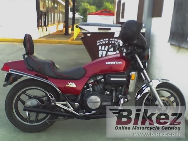 Thumbnail for Honda VF 750 S V45 Sabre 1982