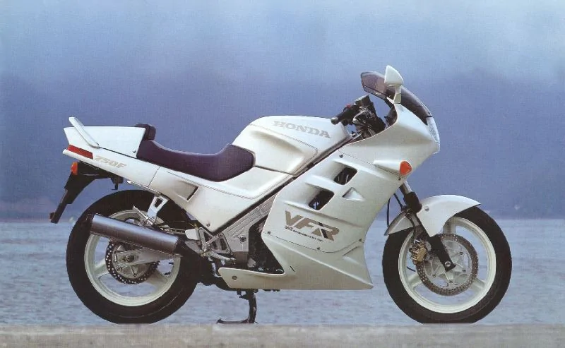 Thumbnail for Honda VFR 750 F 1987