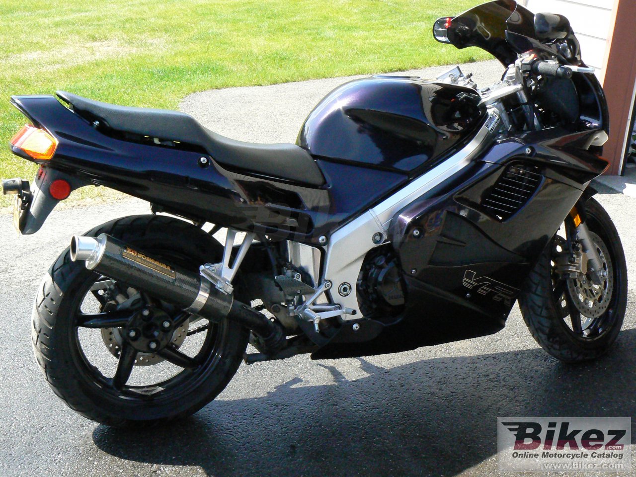 Thumbnail for Honda VFR 750 F 1994