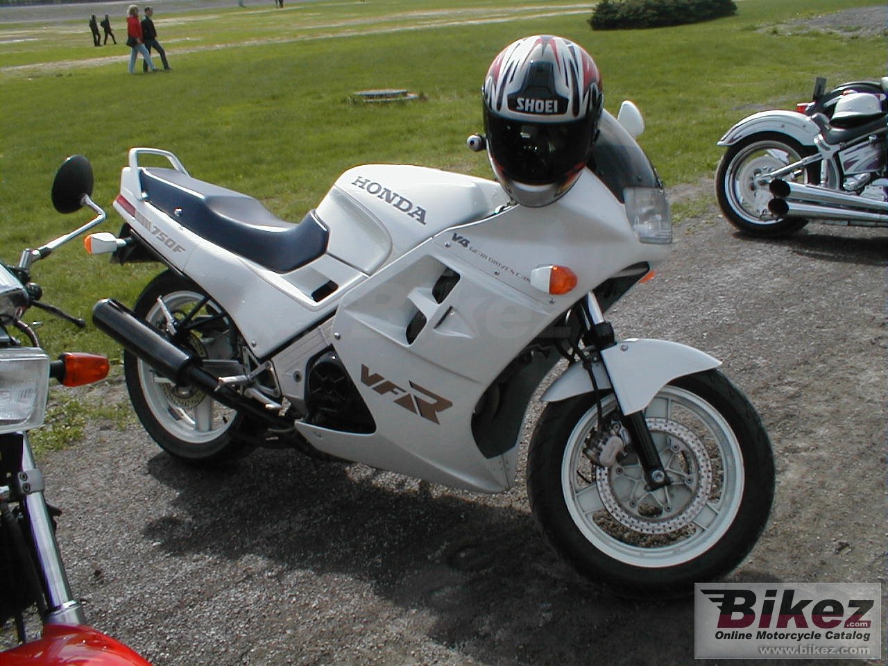 Honda VFR 750 F (reduced effect)