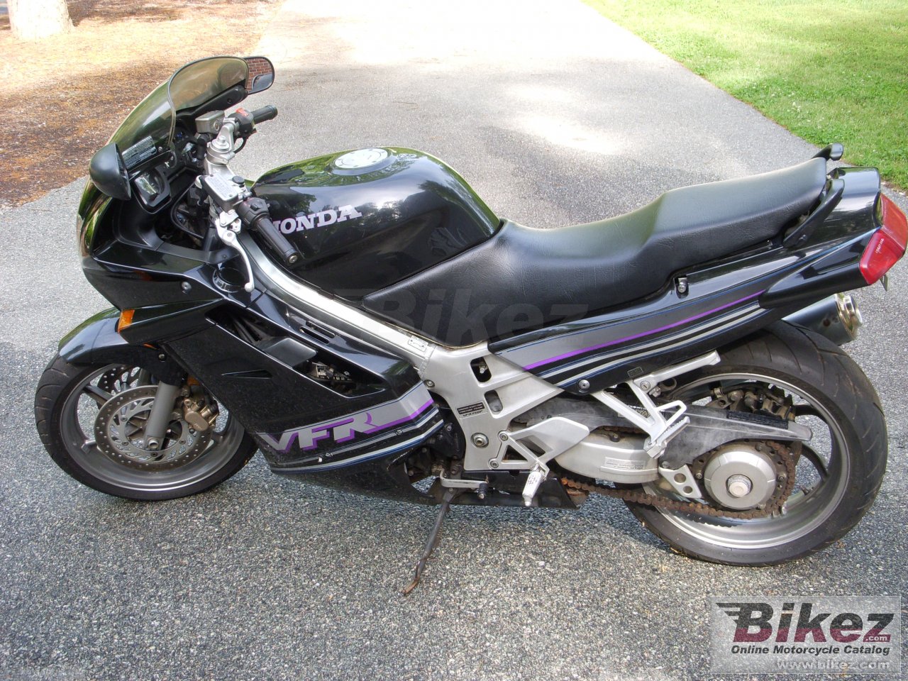 Honda VFR 750 R - RC 30 - R-edition (reduced effect)