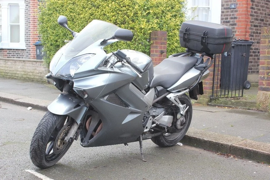 Thumbnail for Honda VFR 800 VTEC 2003