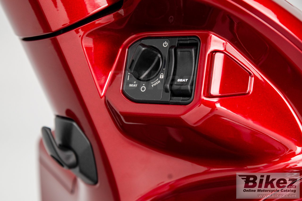 Thumbnail for Honda Vision 110 2021