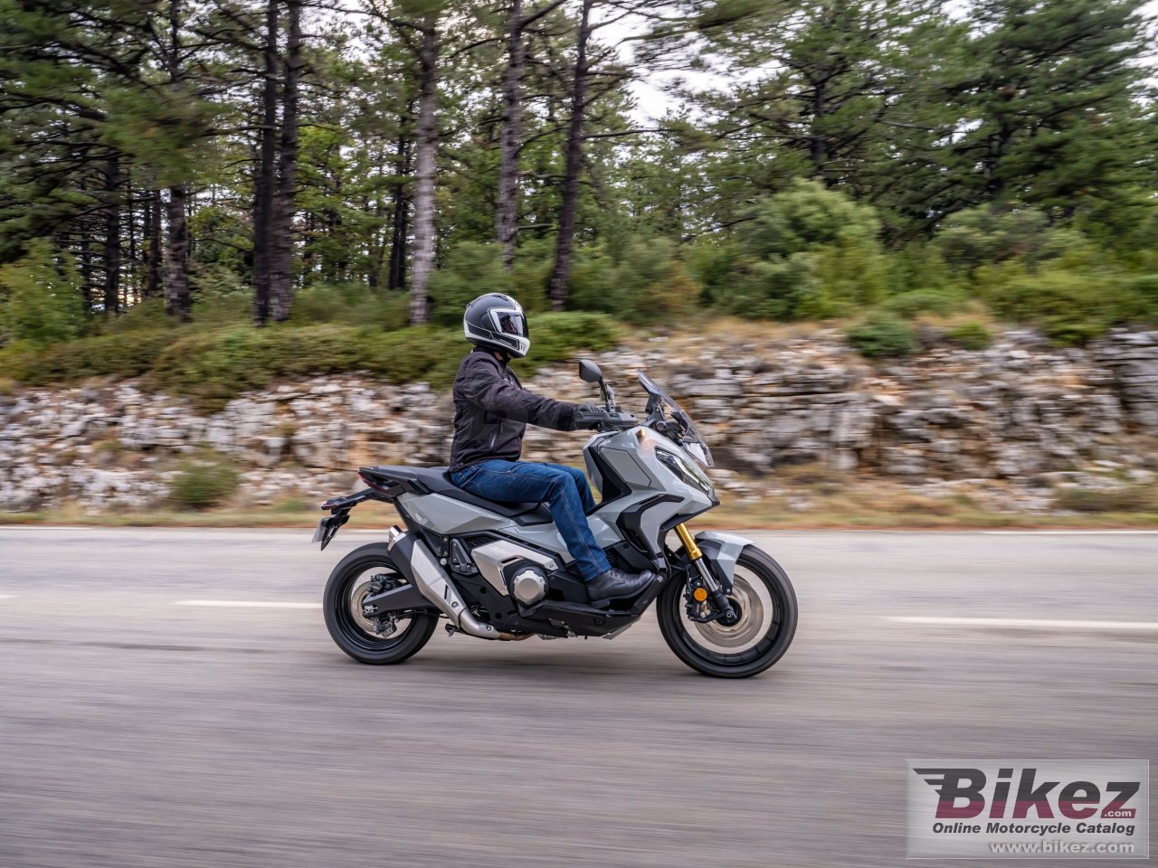 Thumbnail for Honda X-Adv 2021