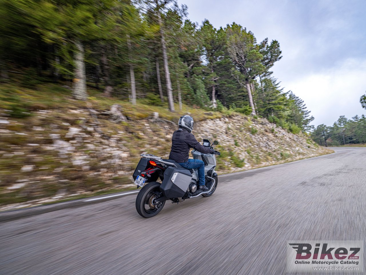 Thumbnail for Honda X-Adv 2021