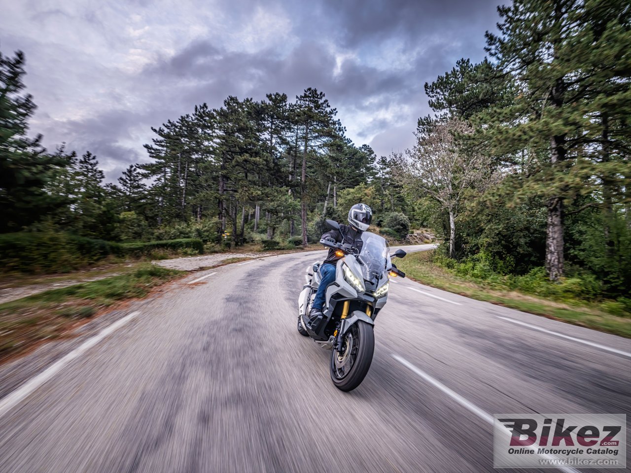 Thumbnail for Honda X-Adv 2021