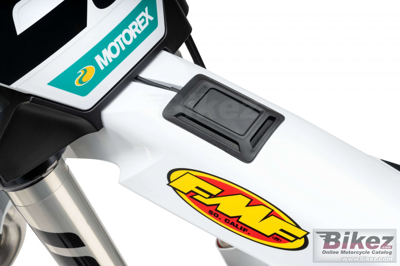Thumbnail for Husqvarna FC 450 Rockstar Edition 2024