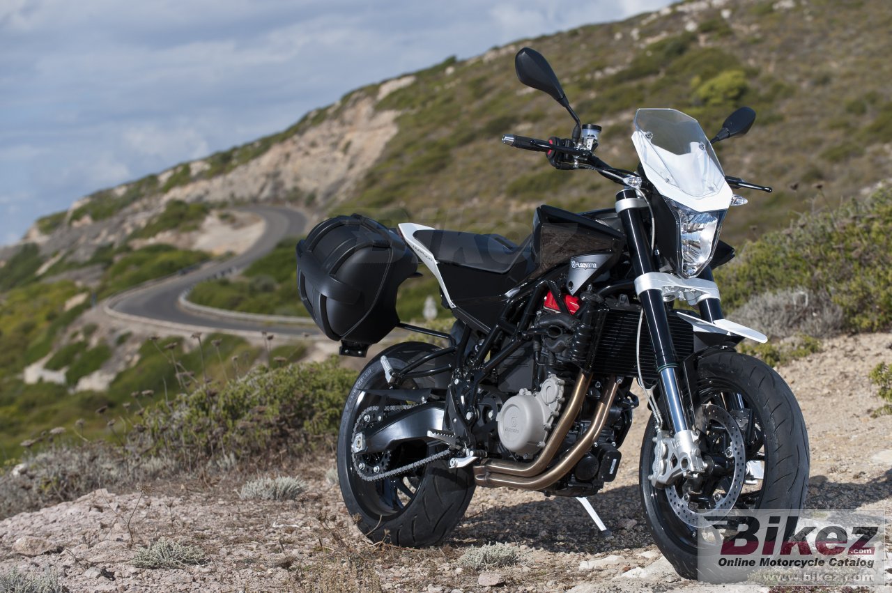 Thumbnail for Husqvarna Nuda 900 2012