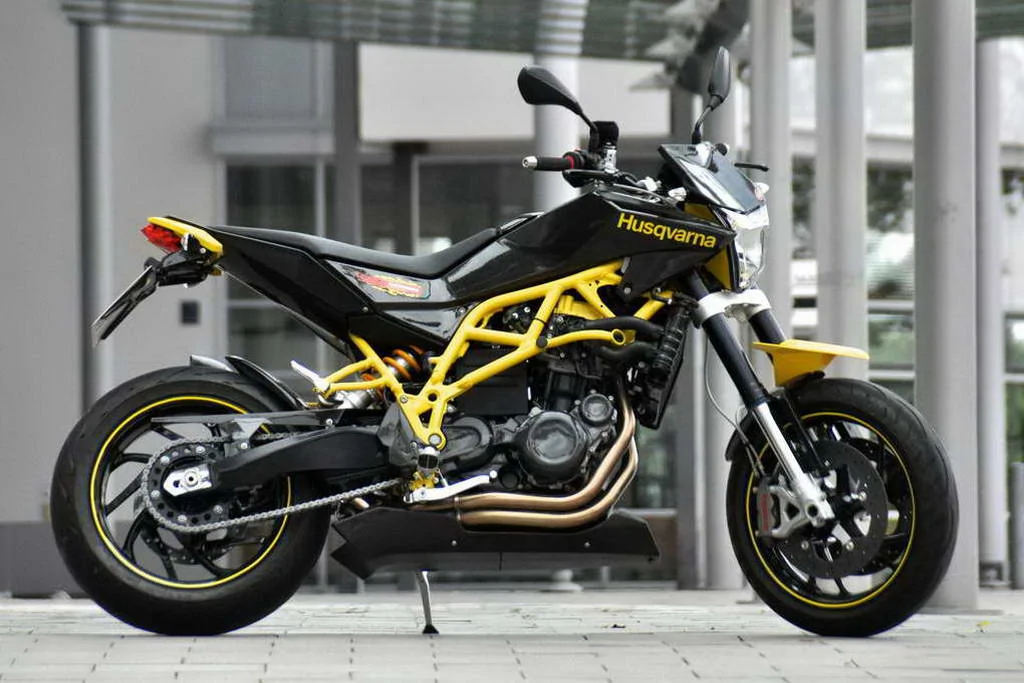 Thumbnail for Husqvarna Nuda 900 2013