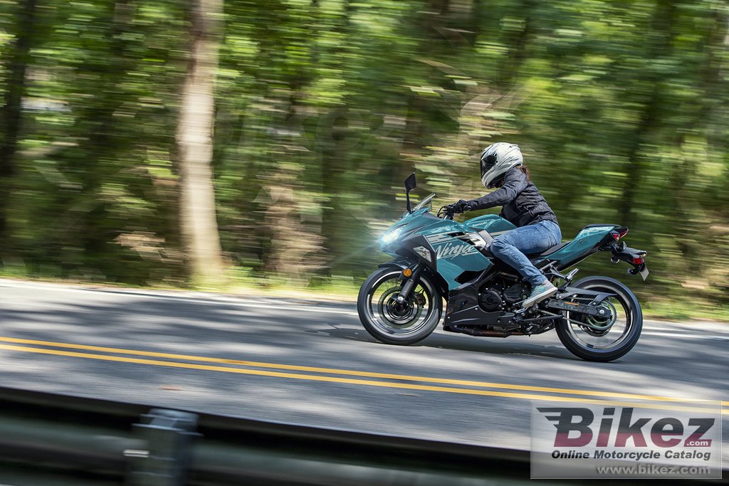 Thumbnail for Kawasaki Ninja 400 SE 2021