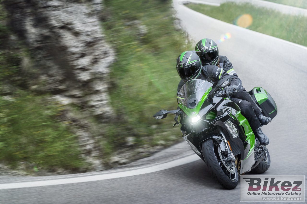 Thumbnail for Kawasaki Ninja H2 SX SE 2023