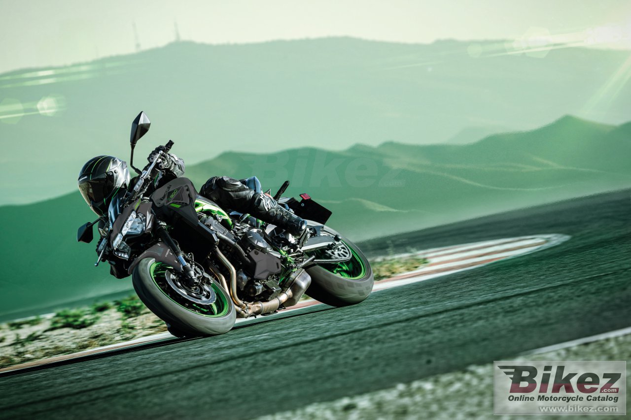 Thumbnail for Kawasaki Z900 2023