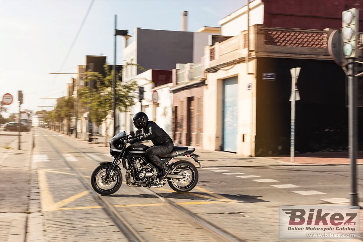 Thumbnail for Kawasaki Z900RS Cafe 2022