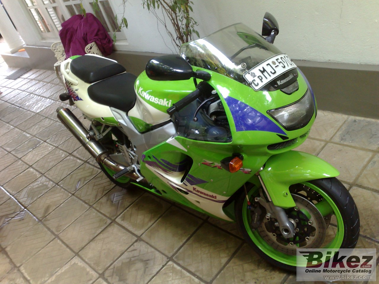 Thumbnail for Kawasaki ZX-9R Ninja 1997