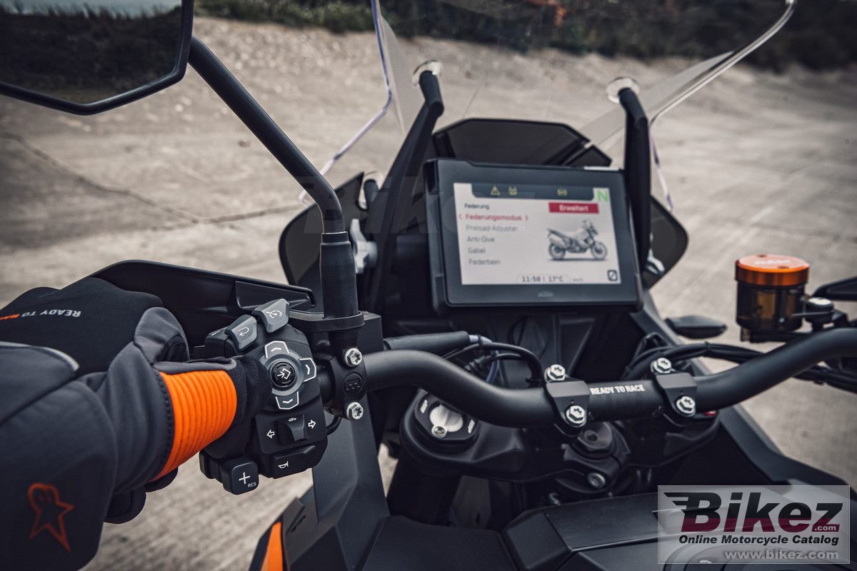 Thumbnail for KTM 1290 Super Adventure S 2021