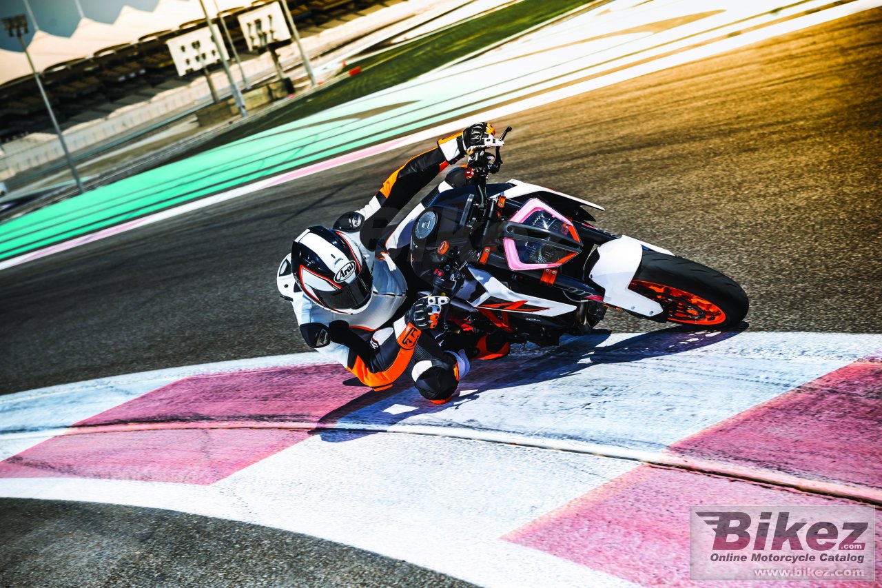 Thumbnail for KTM 1290 Super Duke R 2018