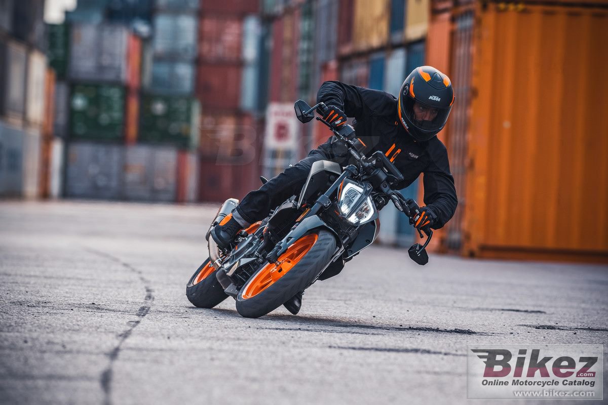 Thumbnail for KTM 390 Duke 2021