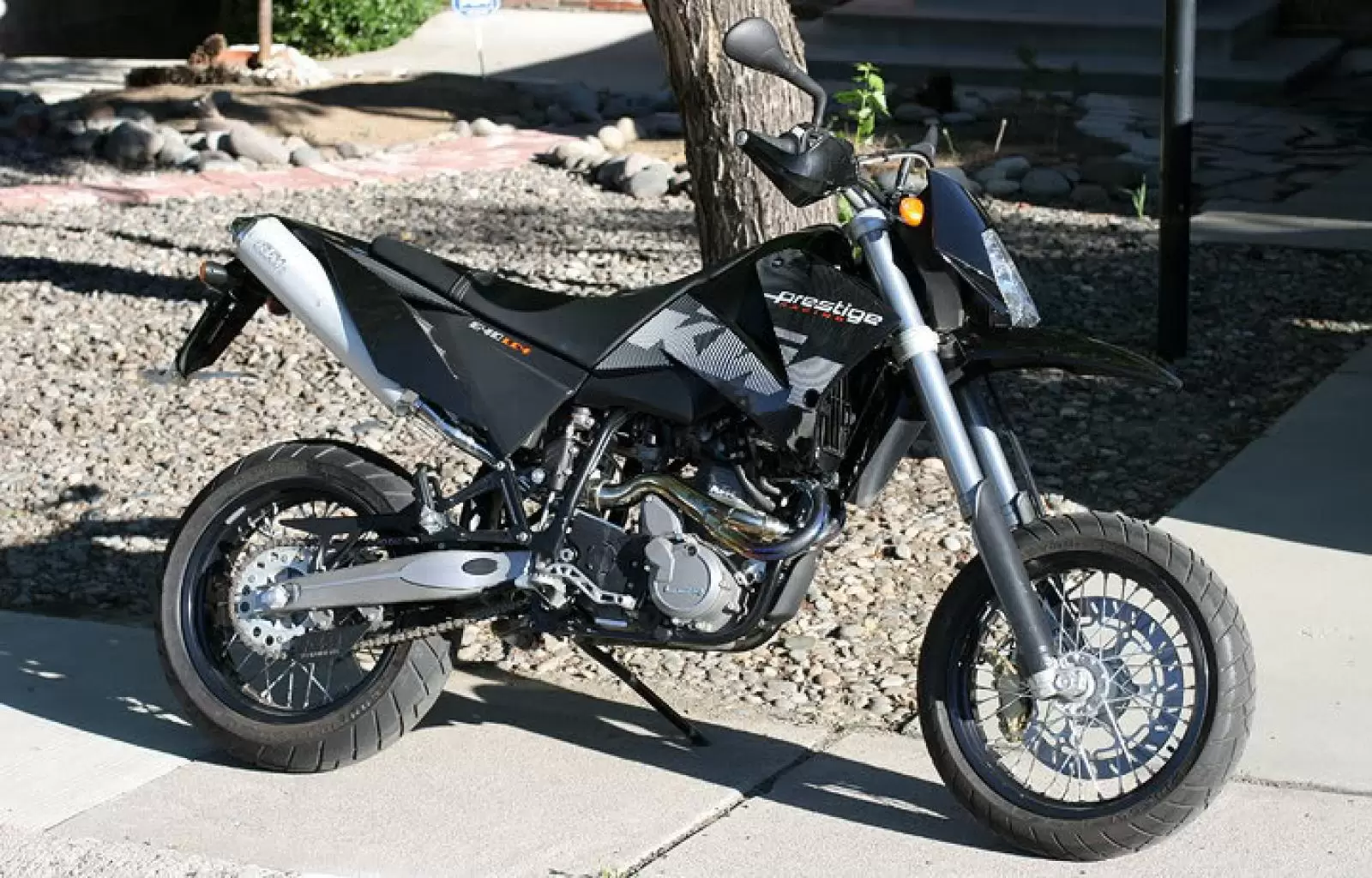 KTM 640 LC4 Supermoto Black