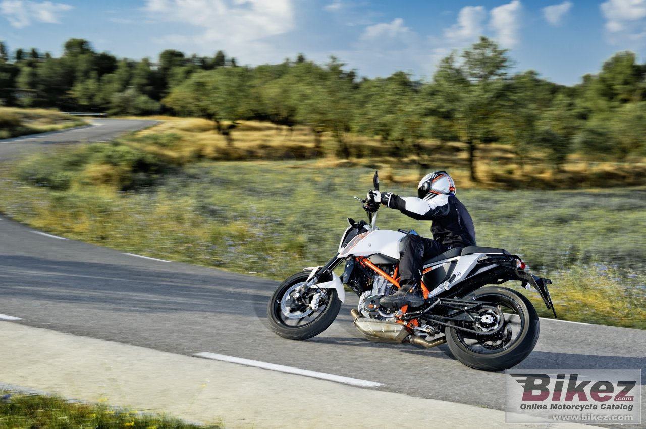 Thumbnail for KTM 690 Duke 2013