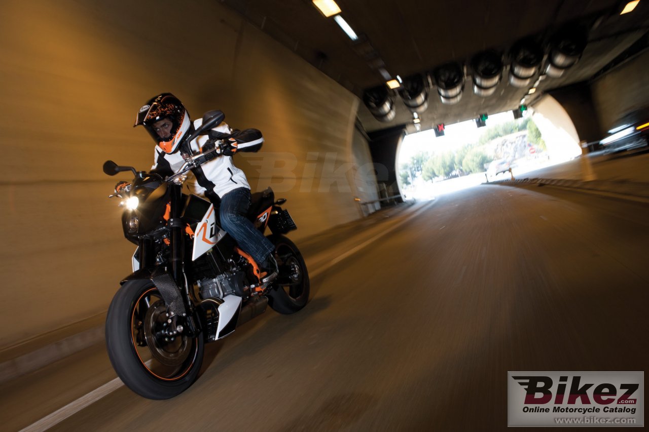 Thumbnail for KTM 690 Duke R 2010
