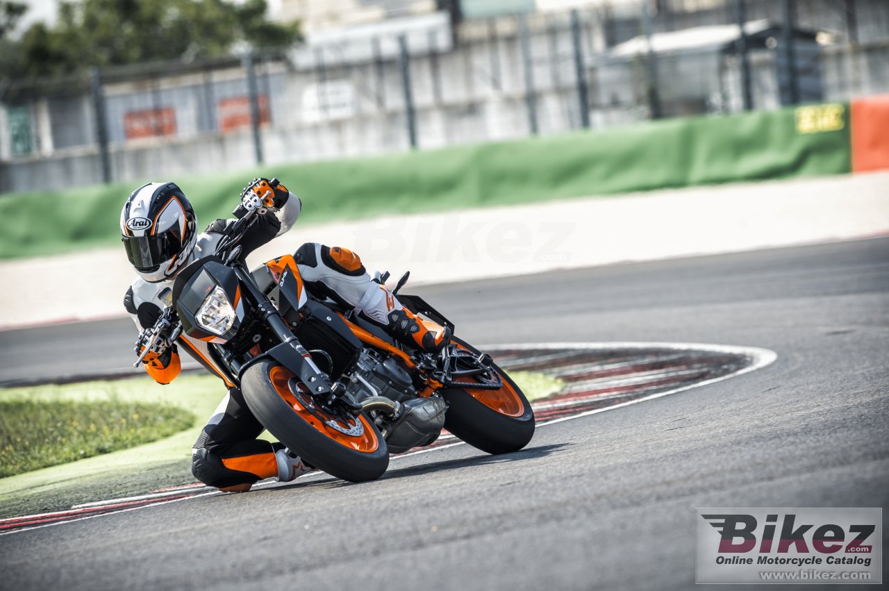 Thumbnail for KTM 690 Duke R 2016