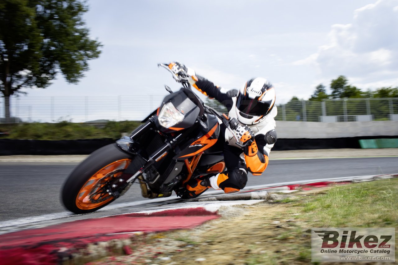 Thumbnail for KTM 690 Duke R 2017