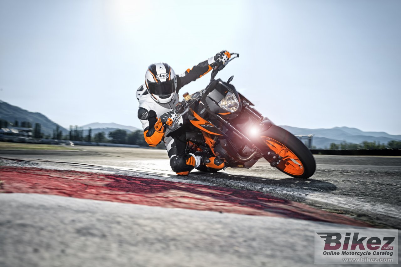 Thumbnail for KTM 690 Duke R 2017