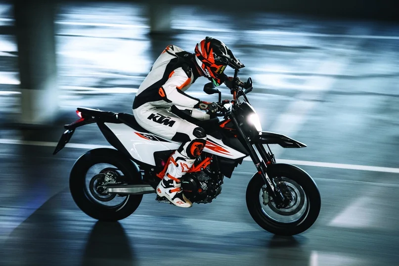 Thumbnail for KTM 690 SMC R 2019
