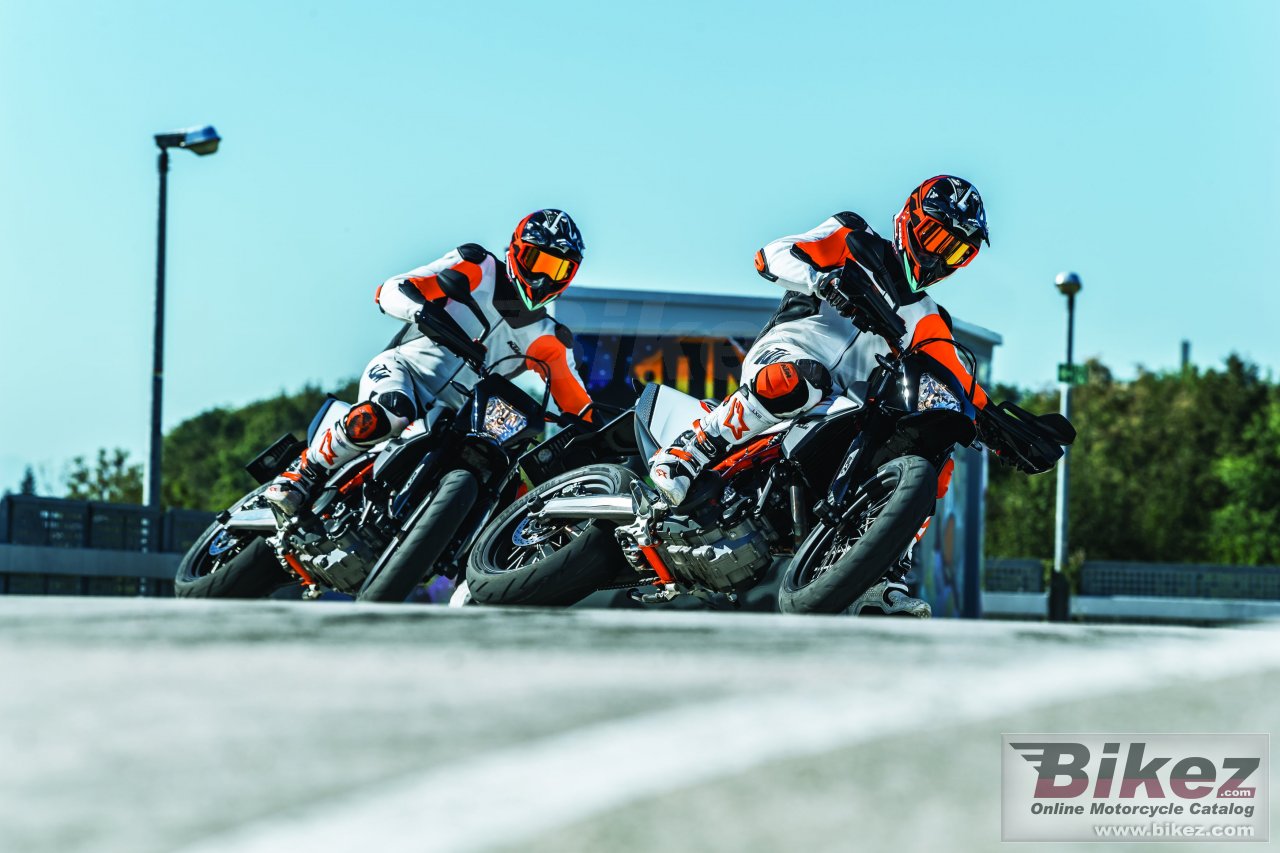 Thumbnail for KTM 690 SMC R 2019