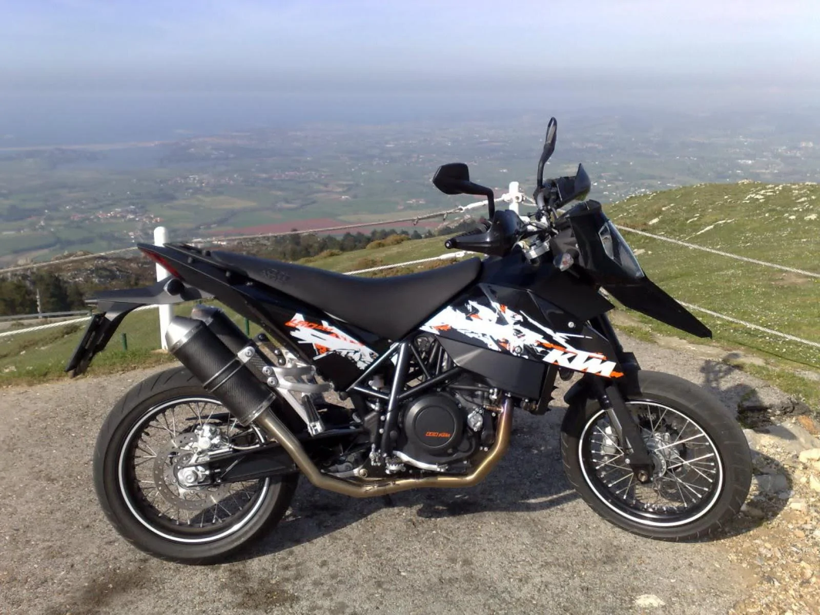 Thumbnail for KTM 690 Supermoto Limited Edition 2011