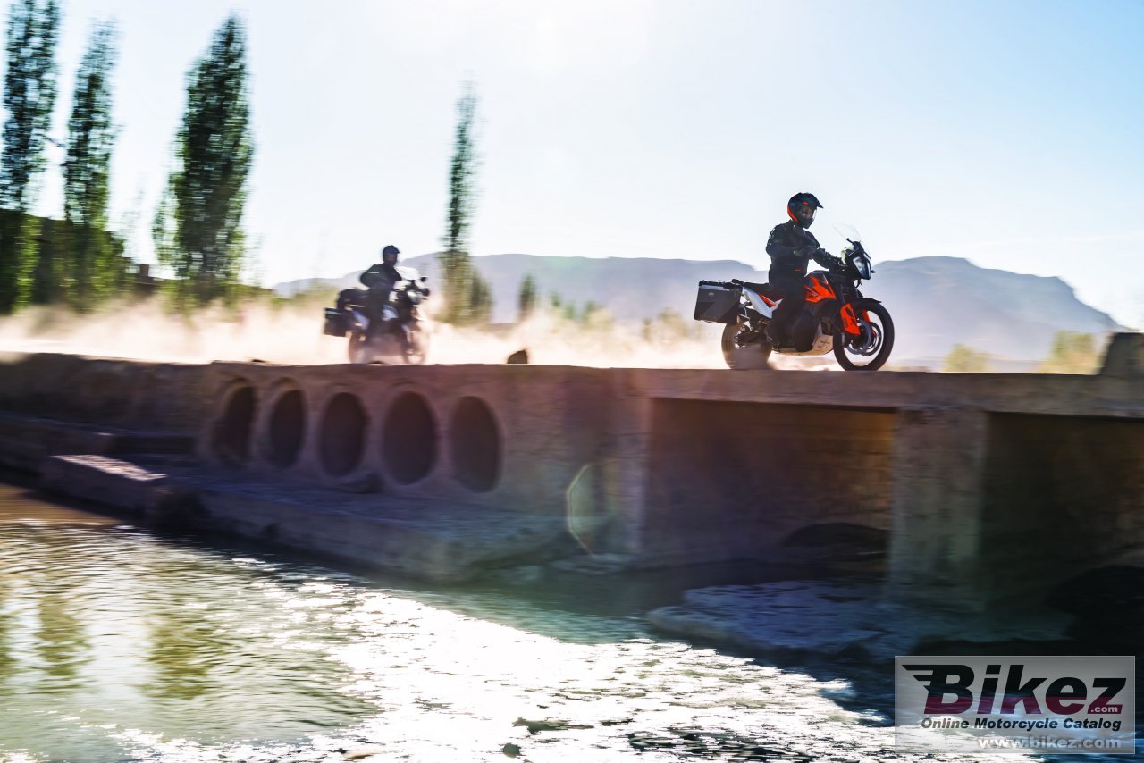Thumbnail for KTM 790 Adventure 2019