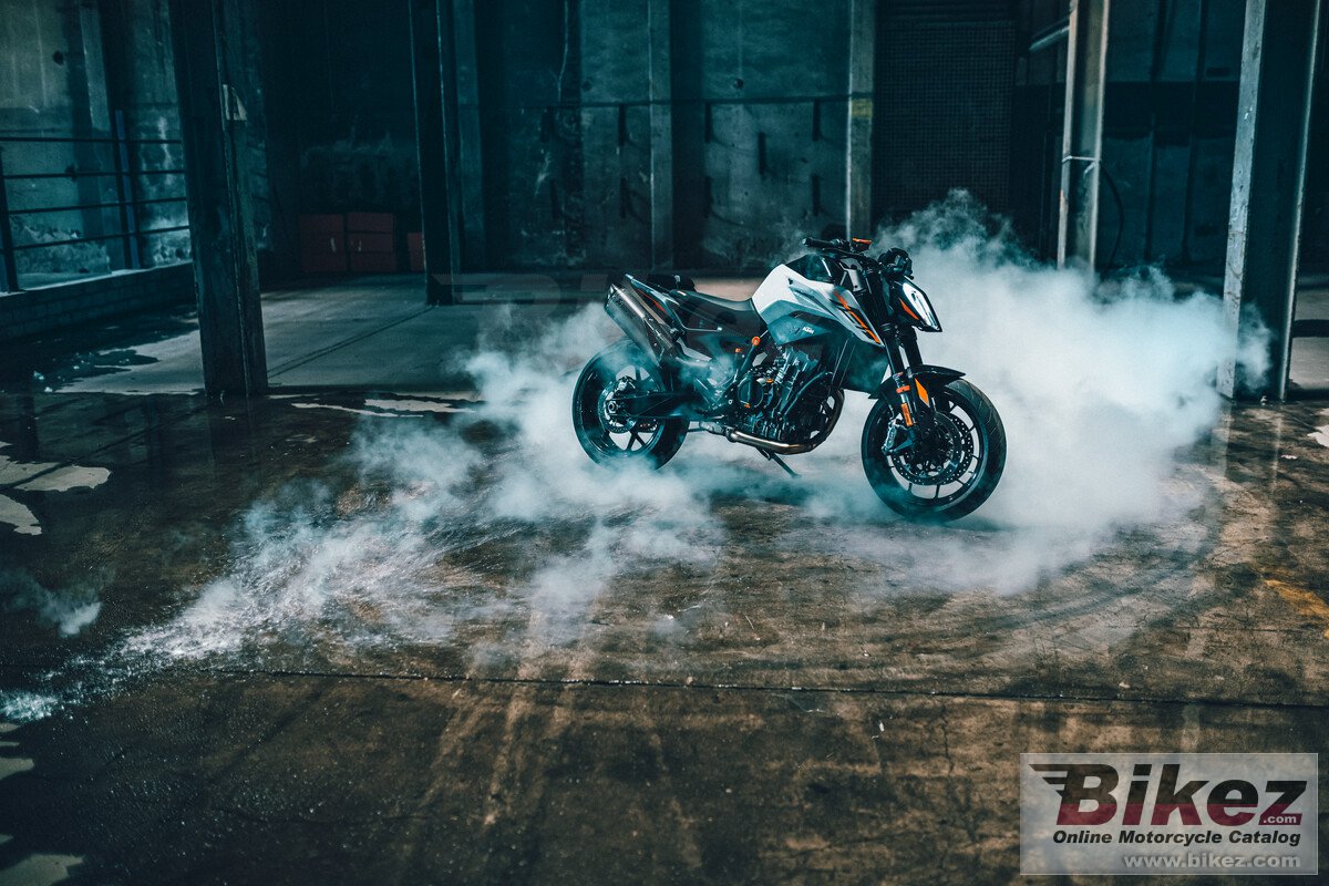 Thumbnail for KTM 790 Duke 2023