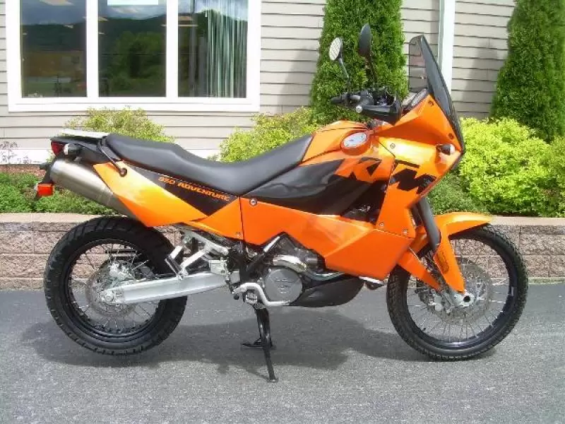 KTM 950 Adventure Orange