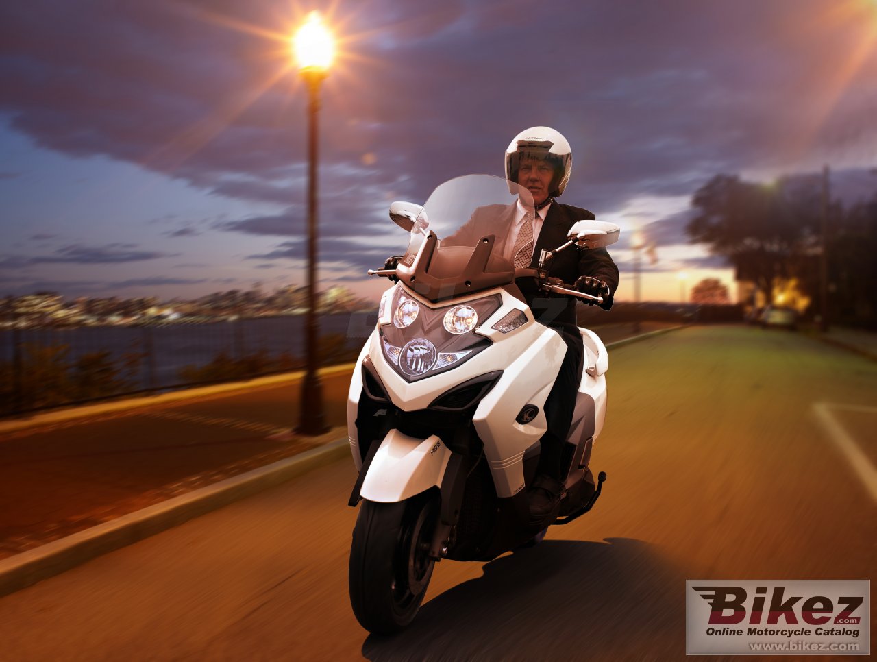 Thumbnail for Kymco Myroad 700i 2012